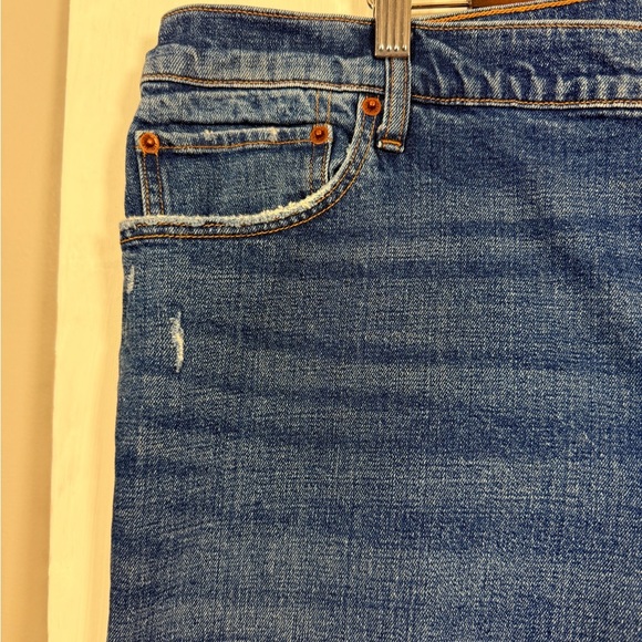 Women’s Abercrombie & Fitch Dark Blue Straight Leg Jeans Size 35 - Picture 2 of 15